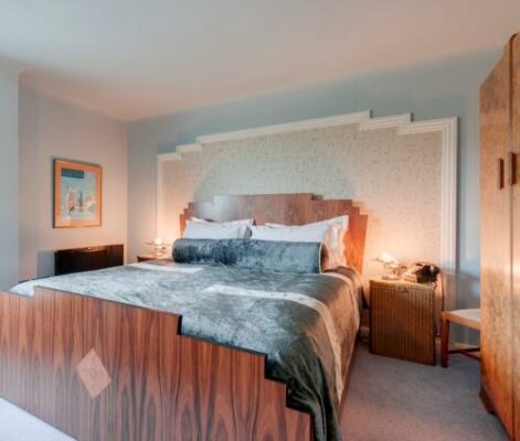 Mermaid-Suite-bedroom